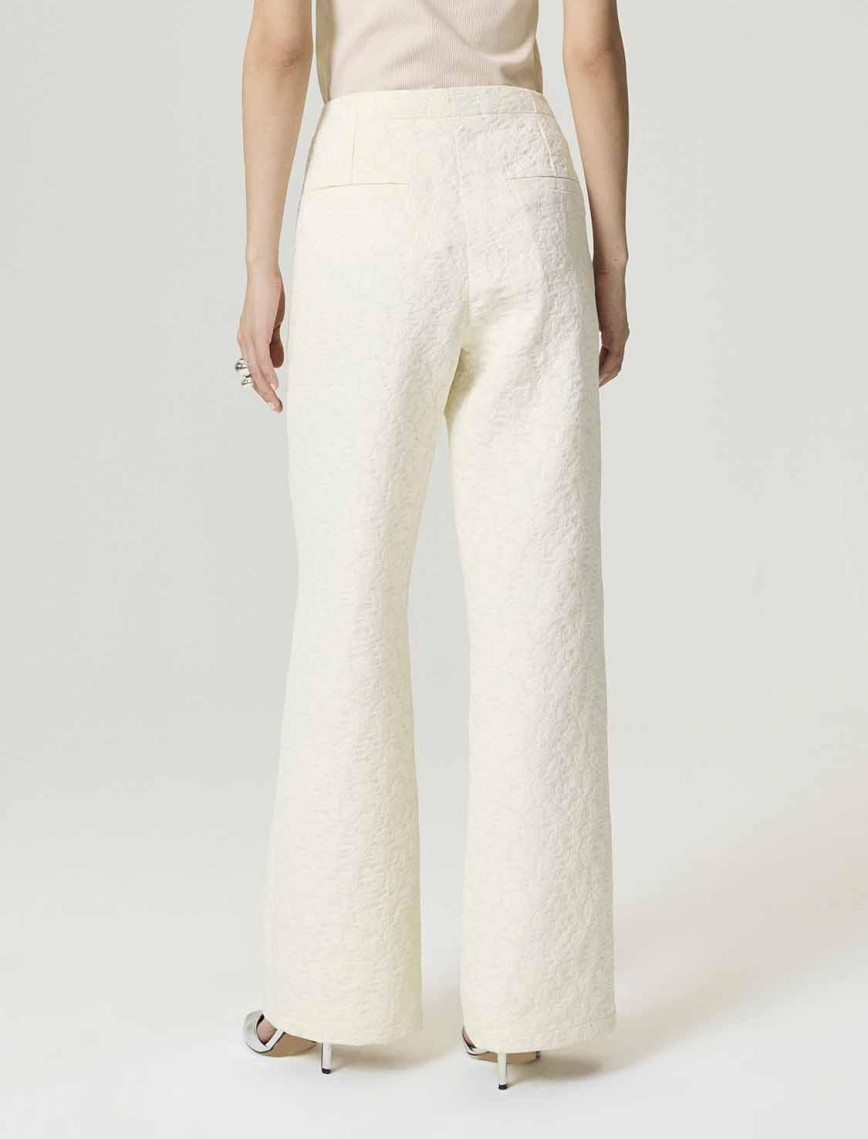 Detay Kumaşlı Pantolon Detay Kumaşlı Pantolon