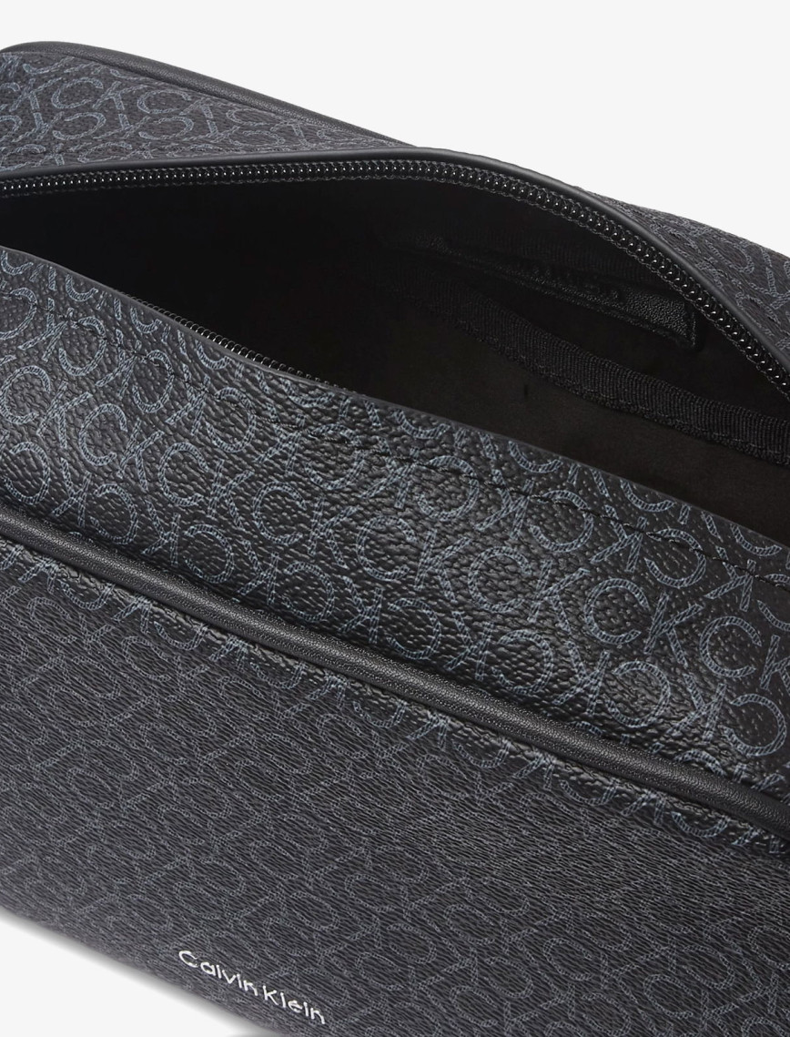 Calvin Klein Must Mono Erkek Siyah El Çantası Calvin Klein Must Mono Erkek Siyah El Çantası