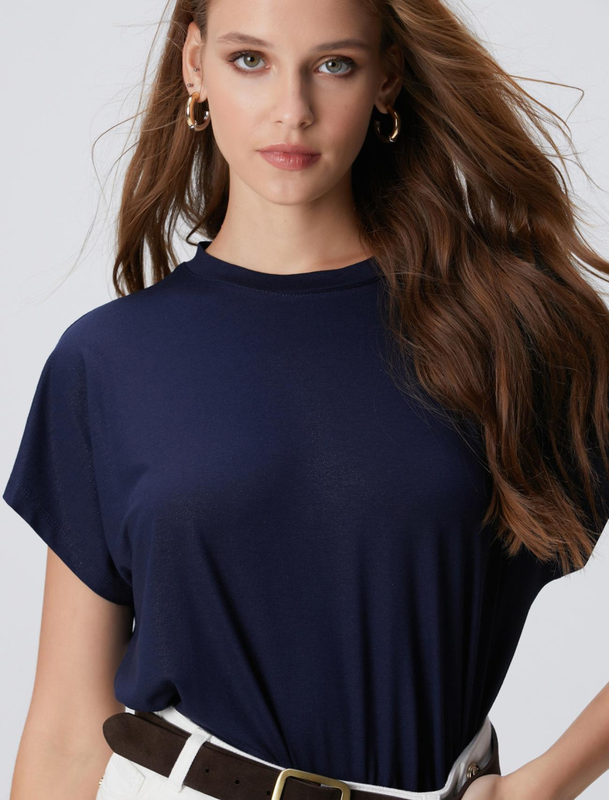 Network Kadın Lacivert Varaklı T-shirt Network Kadın Lacivert Varaklı T-shirt