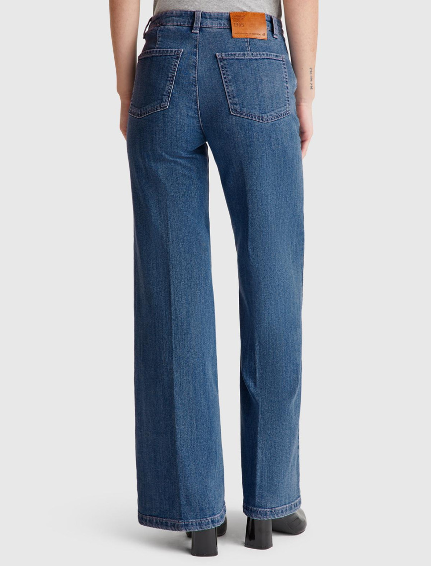 Kadın Mavi Pamuk Karışımlı Cep Detaylı Geniş Paça Denim Pantolon Kadın Mavi Pamuk Karışımlı Cep Detaylı Geniş Paça Denim Pantolon