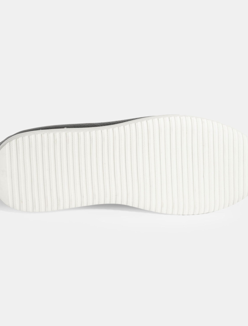 Erkek Siyah Bağcıklı Günlük Deri Ayakkabı Erkek Siyah Bağcıklı Günlük Deri Ayakkabı