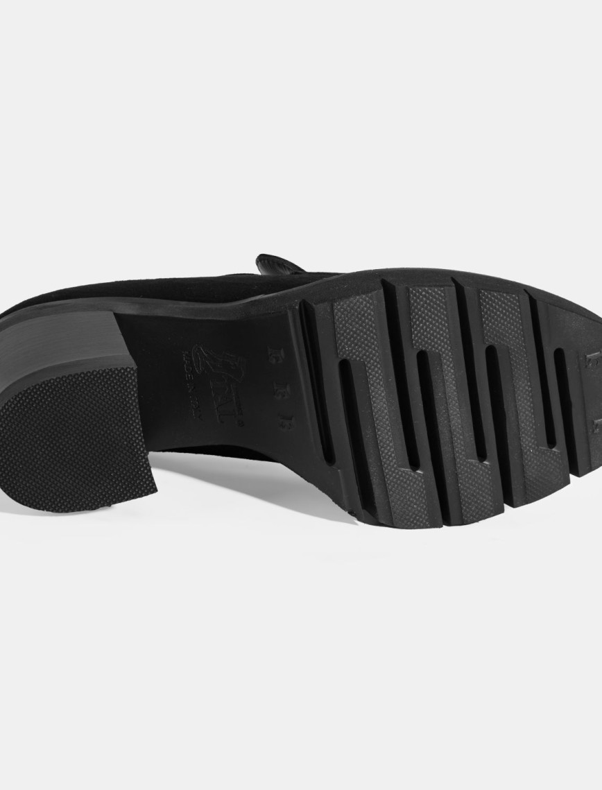 Luca Grossi Kadın Siyah Toka Aksesuarlı Topuklu Süet Loafer Luca Grossi Kadın Siyah Toka Aksesuarlı Topuklu Süet Loafer