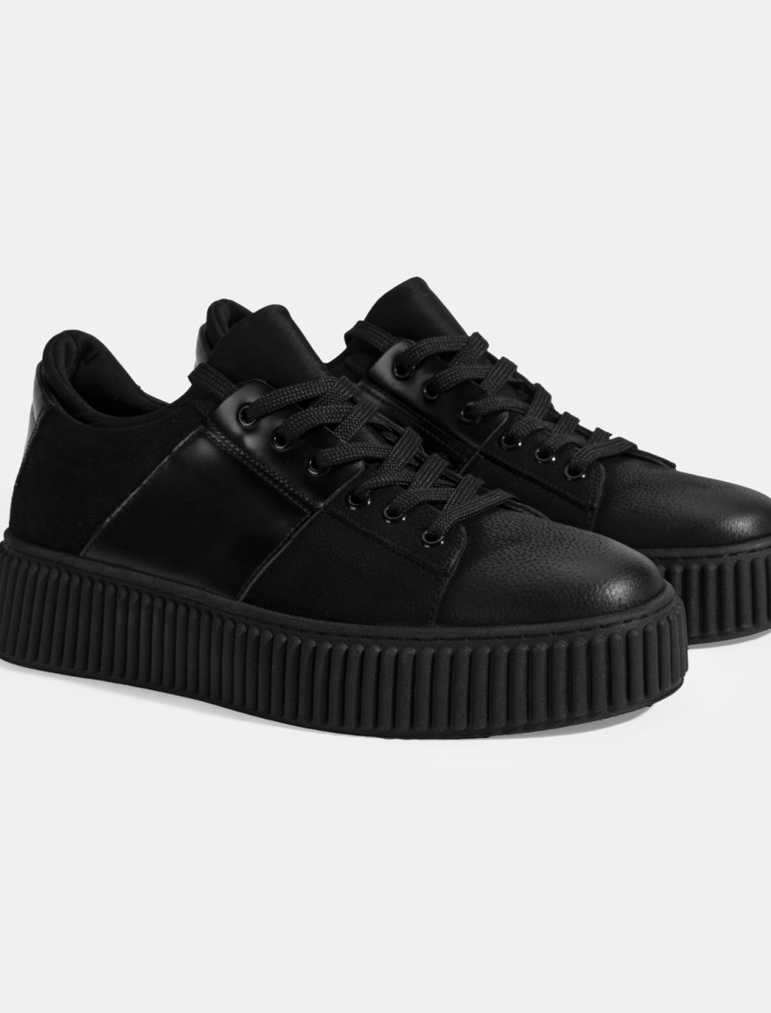 Erkek Siyah Bağcıklı Deri Spor Ayakkabı Erkek Siyah Bağcıklı Deri Spor Ayakkabı