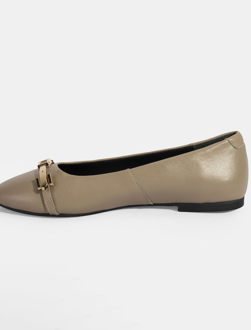 Kadın Kahve Metal Toka Aksesuarlı Deri Babet Kadın Kahve Metal Toka Aksesuarlı Deri Babet