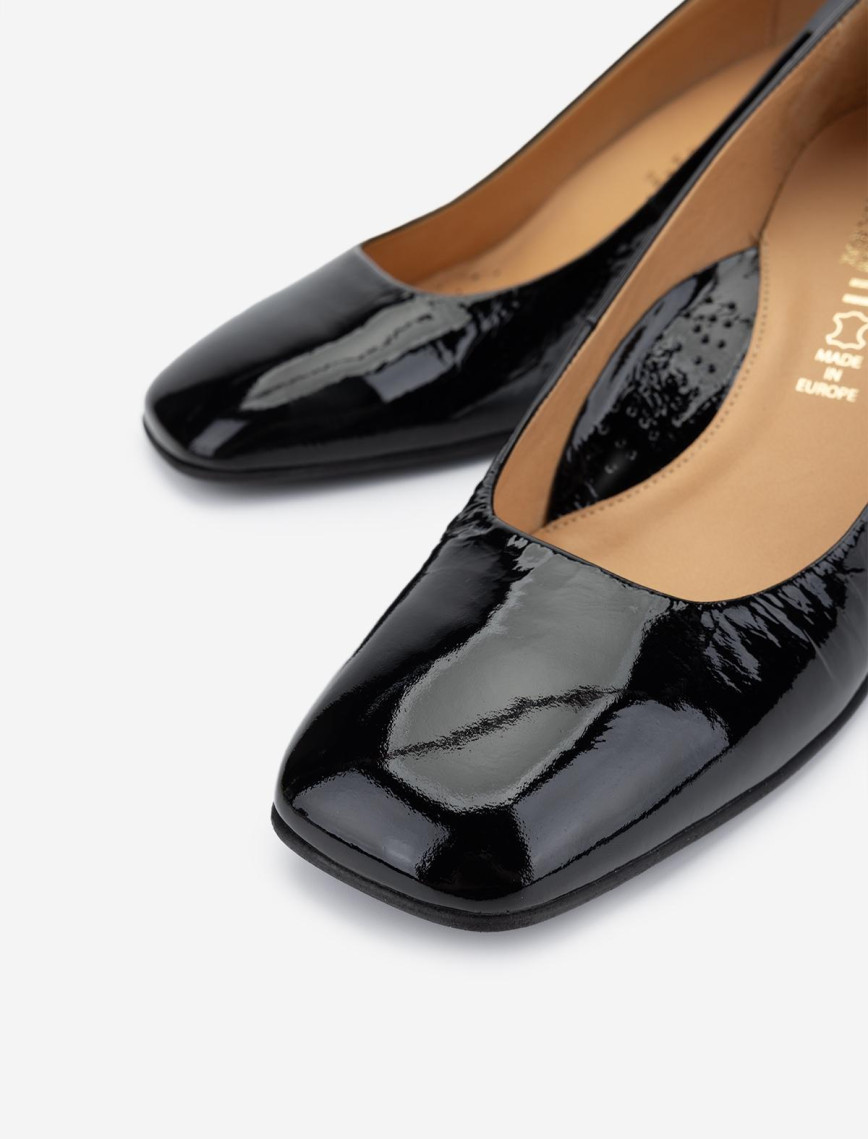 Valmenti Kadın Hakiki Deri Siyah Topuklu Ayakkabı Valmenti Kadın Hakiki Deri Siyah Topuklu Ayakkabı