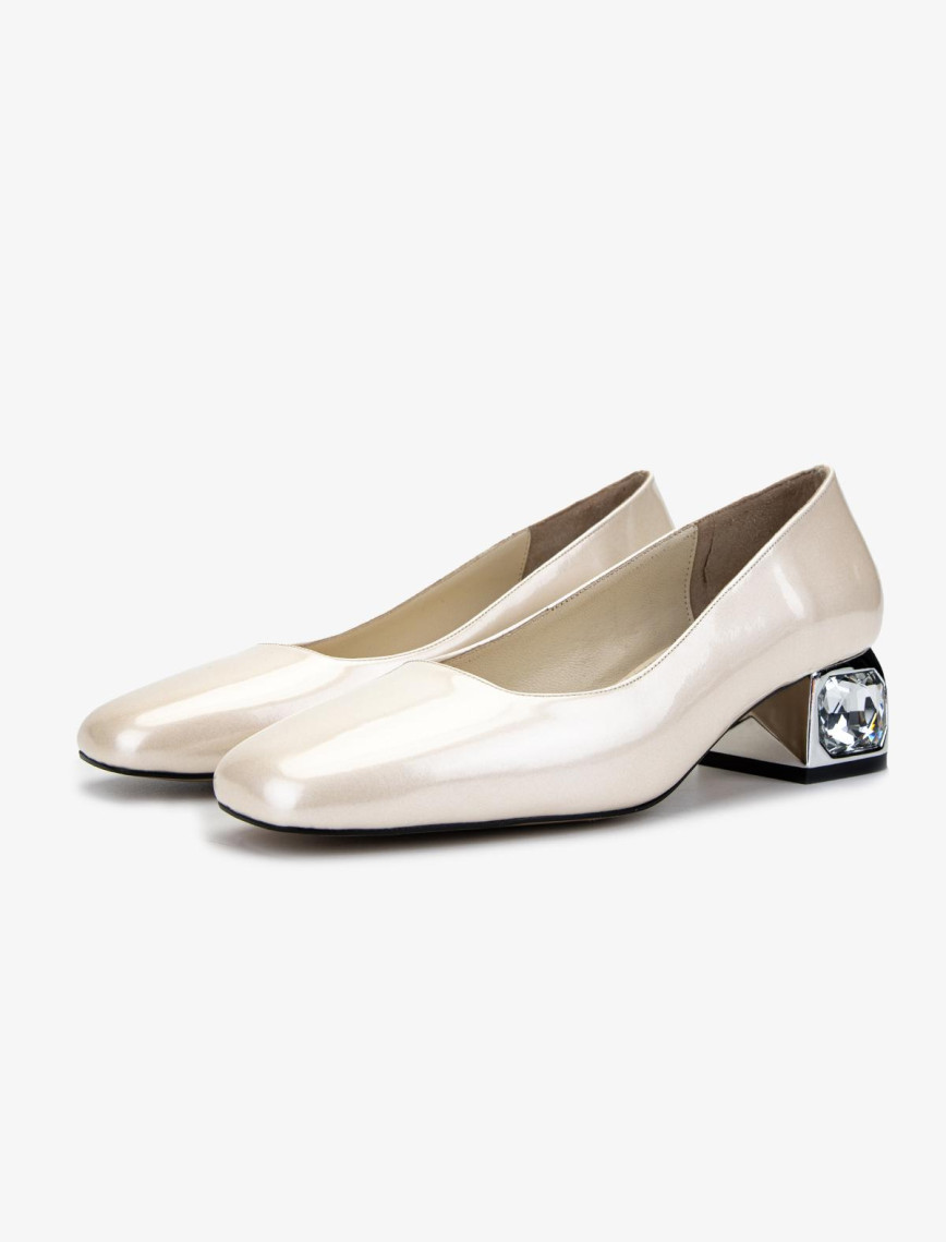 Valmenti Kadın Beyaz Topuklu Ayakkabı Valmenti Kadın Beyaz Topuklu Ayakkabı