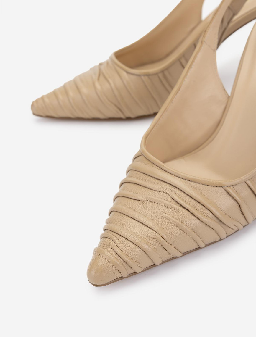 Valmenti Kadın Hakiki Deri Bej Topuklu Ayakkabı Valmenti Kadın Hakiki Deri Bej Topuklu Ayakkabı