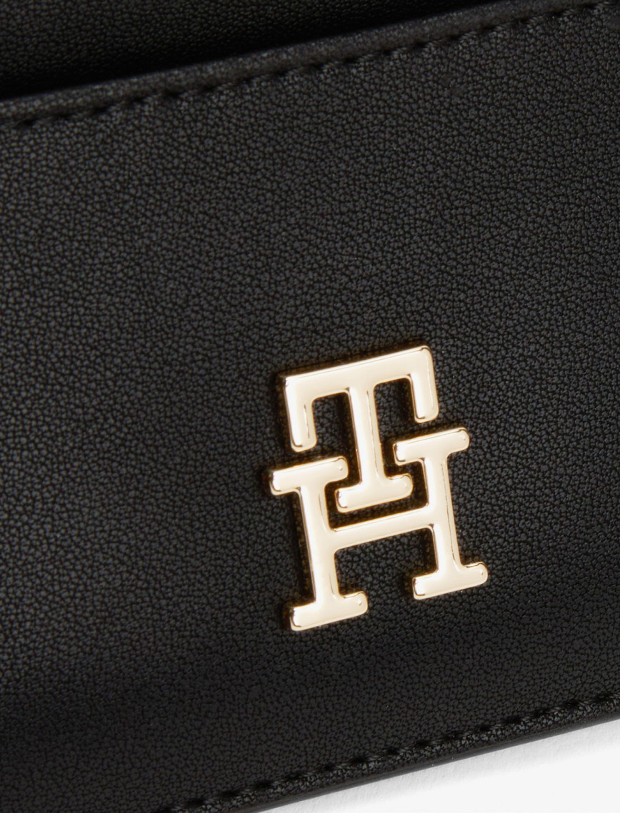 Tommy Hilfiger Feminine Kadın Siyah Kartlık Tommy Hilfiger Feminine Kadın Siyah Kartlık