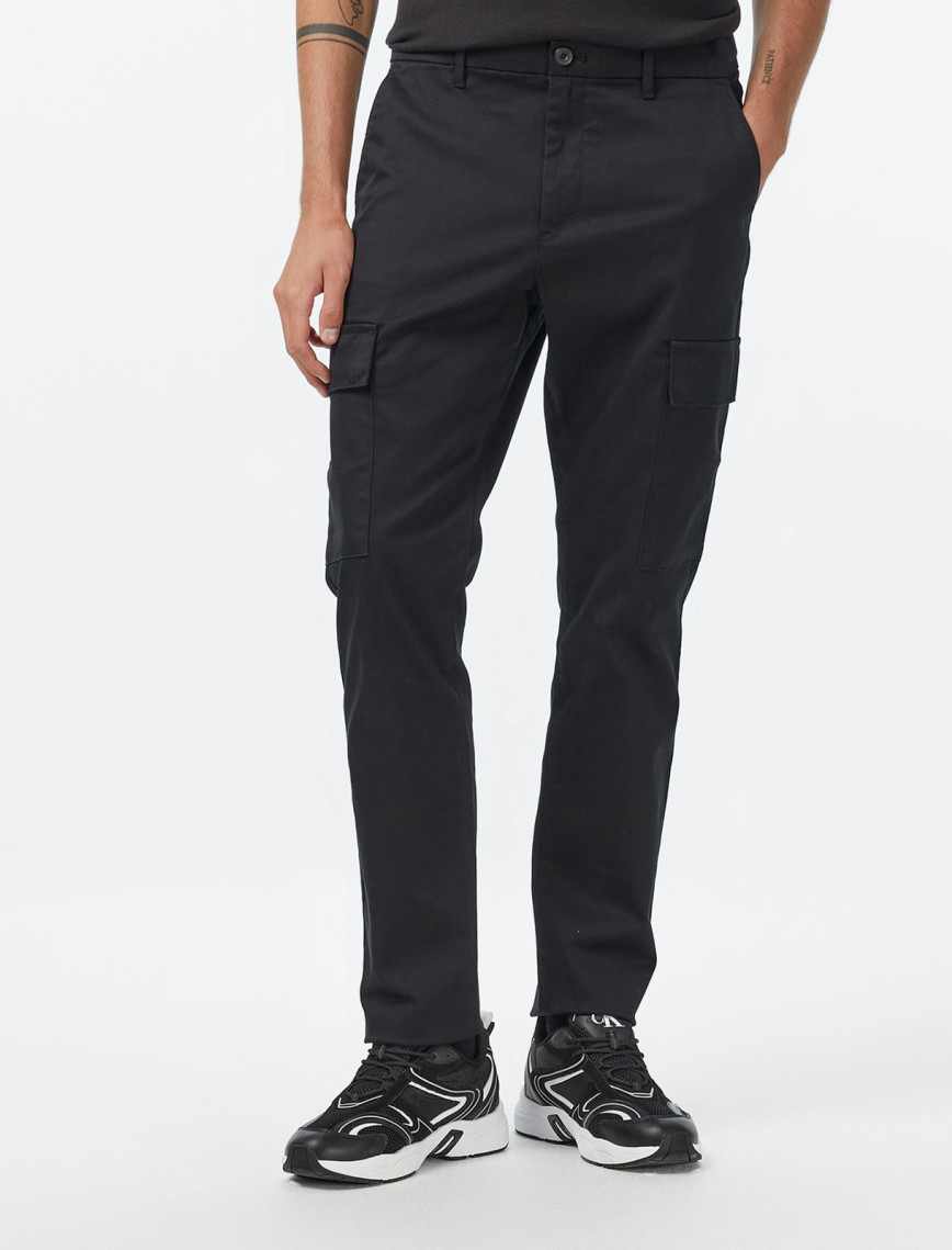 Calvin Klein Slim Refined Cotton Stretch Cargo Erkek Siyah Pantolon Calvin Klein Slim Refined Cotton Stretch Cargo Erkek Siyah Pantolon
