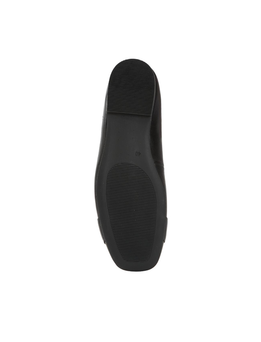 George Hogg Kadın Siyah Tokalı Deri Babet George Hogg Kadın Siyah Tokalı Deri Babet