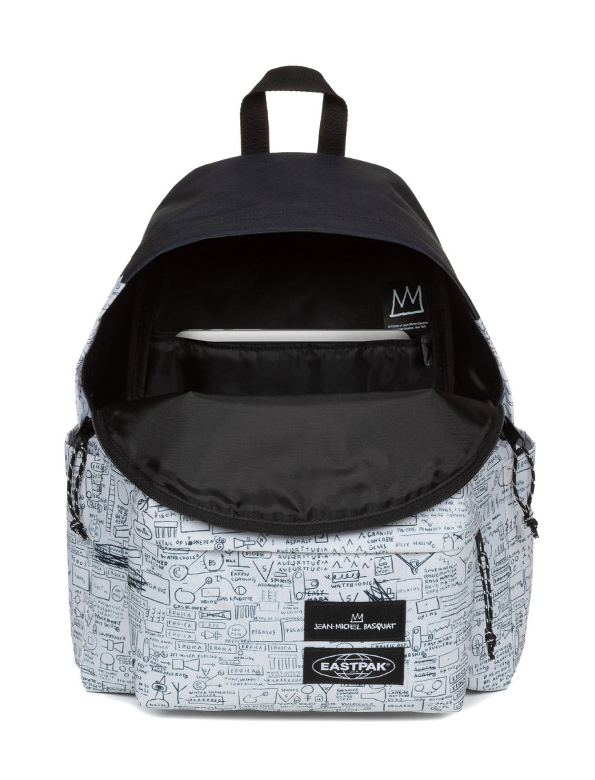 Eastpak Day PakR Basquait Pegasus Unisex Beyaz Sırt Çantası Eastpak Day PakR Basquait Pegasus Unisex Beyaz Sırt Çantası