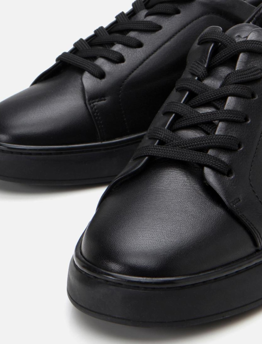 Erkek Deri Siyah Spor Ayakkabı Erkek Deri Siyah Spor Ayakkabı
