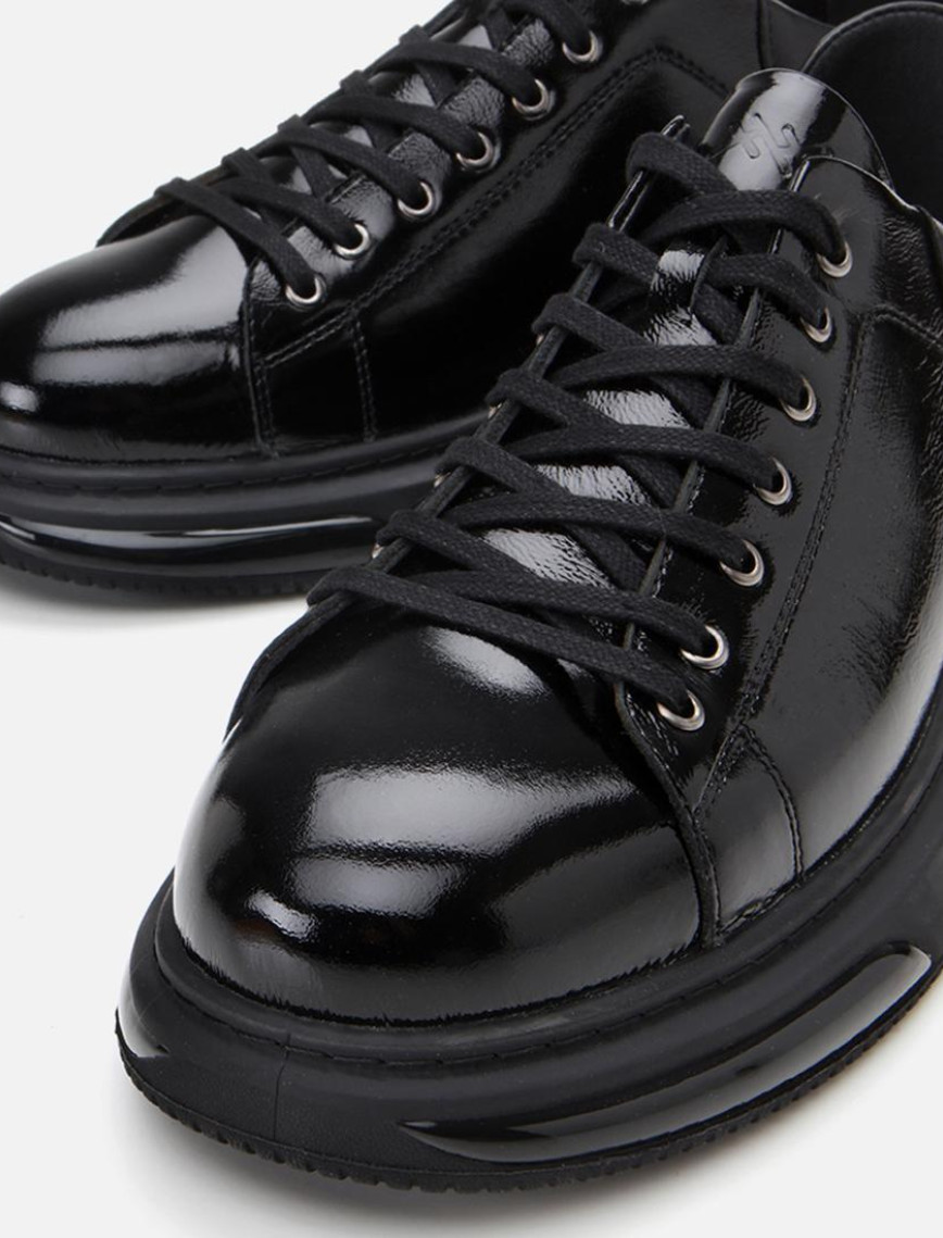 Erkek Rugan Deri Siyah Hafif Tabanlı Spor Ayakkabı