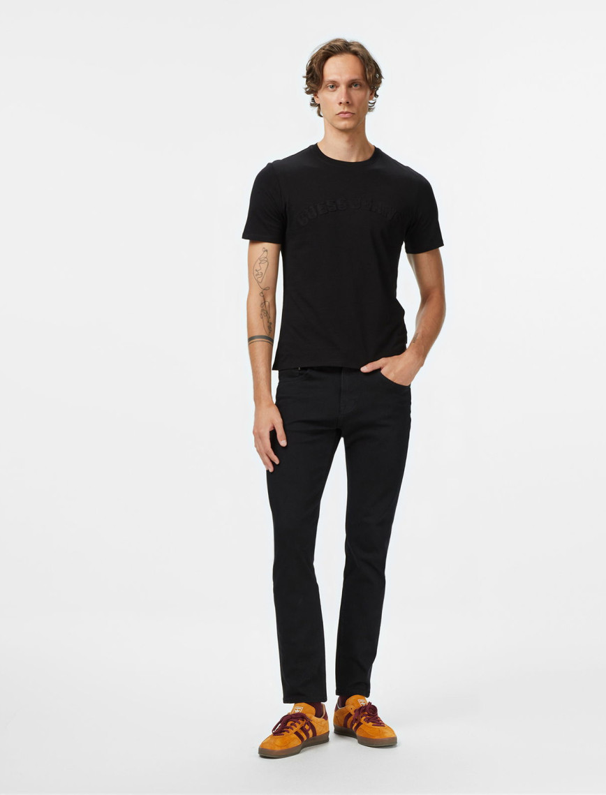 Guess Jeans Slim Fit Erkek Siyah T-Shirt Guess Jeans Slim Fit Erkek Siyah T-Shirt