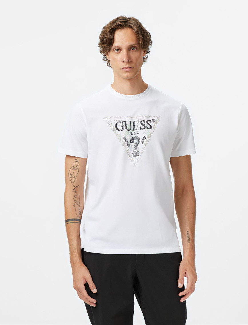Guess Triangle Regular Fit Erkek Beyaz T-Shirt