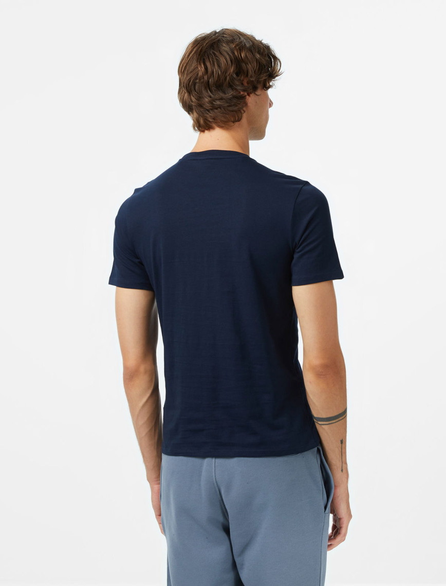 Guess Jeans Slim Fit Erkek Lacivert T-Shirt Guess Jeans Slim Fit Erkek Lacivert T-Shirt