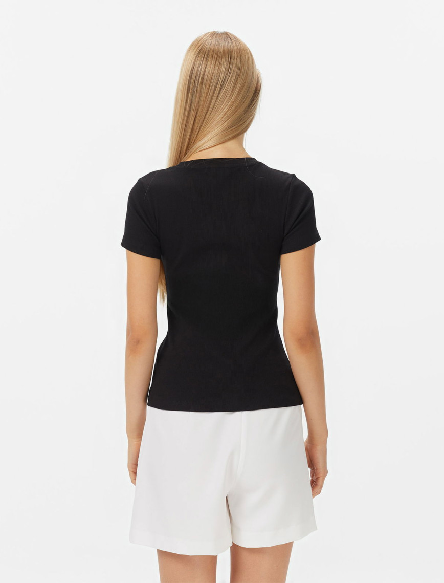 Guess Jeans Top Kadın Siyah T-Shirt Guess Jeans Top Kadın Siyah T-Shirt