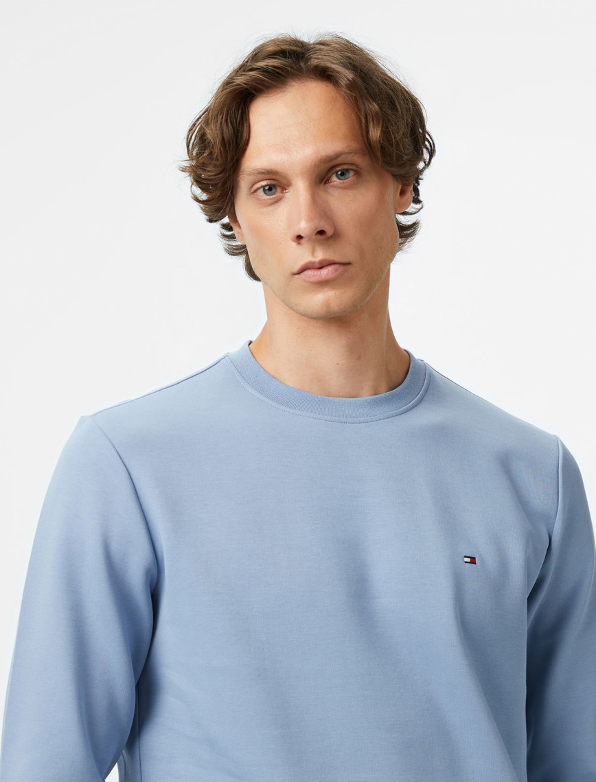 Tommy Hilfiger Essential Intechno Yuvarlak Yaka Erkek Mavi Sweatshirt Tommy Hilfiger Essential Intechno Yuvarlak Yaka Erkek Mavi Sweatshirt