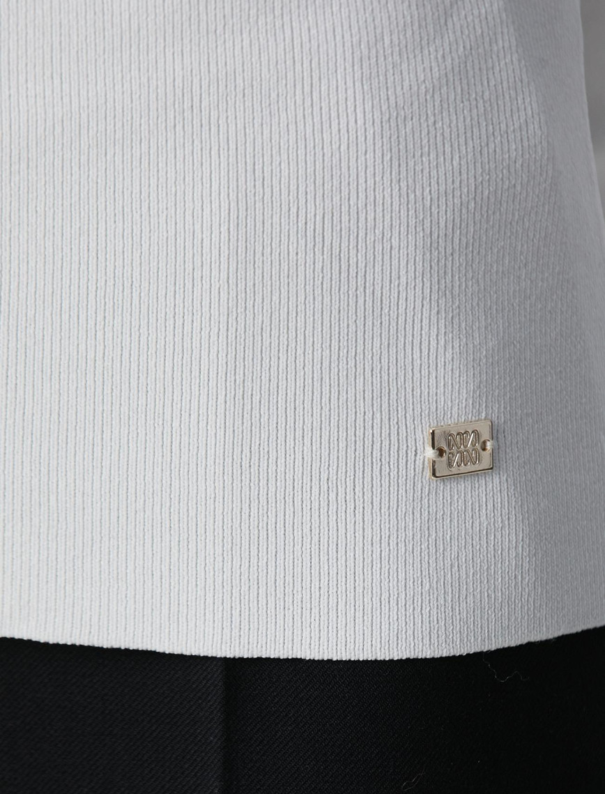 Network Kadın Kırık Beyaz V Yaka Basic Kazak Network Kadın Kırık Beyaz V Yaka Basic Kazak