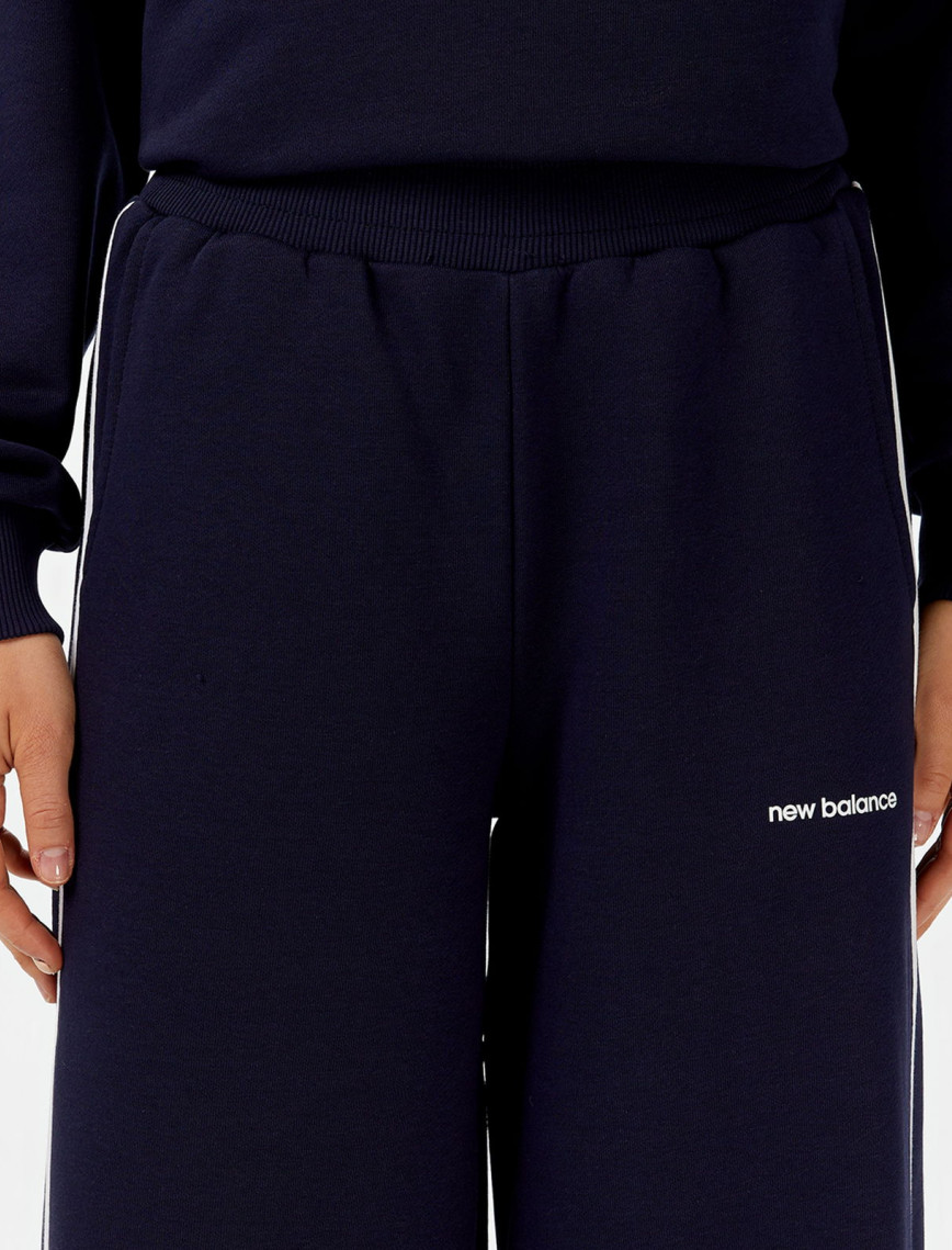 New Balance WNP3402 Kadın Lacivert Eşofman Altı New Balance WNP3402 Kadın Lacivert Eşofman Altı