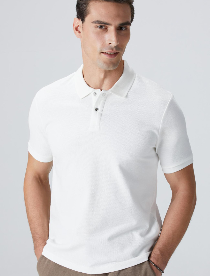 Network Erkek Kırık Beyaz Çıtçıtlı T-shirt Network Erkek Kırık Beyaz Çıtçıtlı T-shirt