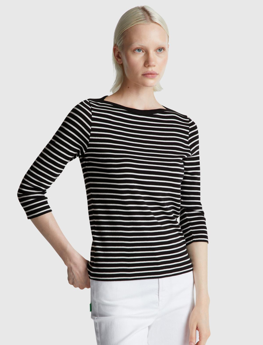 Kadın Sİyah %100 Pamuk Çizgili Logolu Kayık Yaka Truvakar Kol T-Shirt Kadın Sİyah %100 Pamuk Çizgili Logolu Kayık Yaka Truvakar Kol T-Shirt