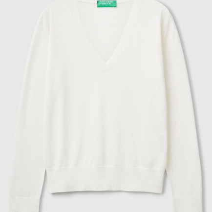 Kadın Krem Viskoz ve İpek Karışımlı V Yaka Triko Kazak Kadın Krem Viskoz ve İpek Karışımlı V Yaka Triko Kazak