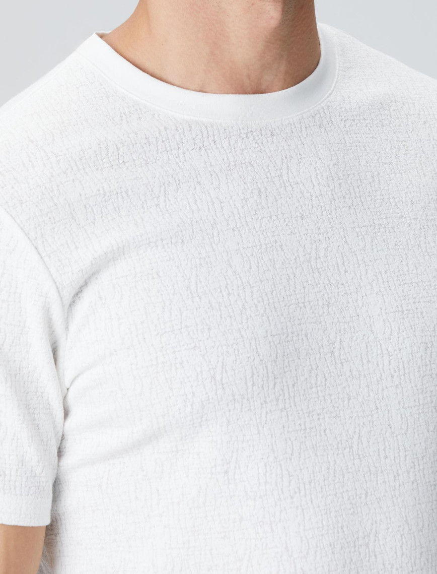 Network Erkek Kırık Beyaz Bisiklet Yaka Jakarlı T-shirt Network Erkek Kırık Beyaz Bisiklet Yaka Jakarlı T-shirt