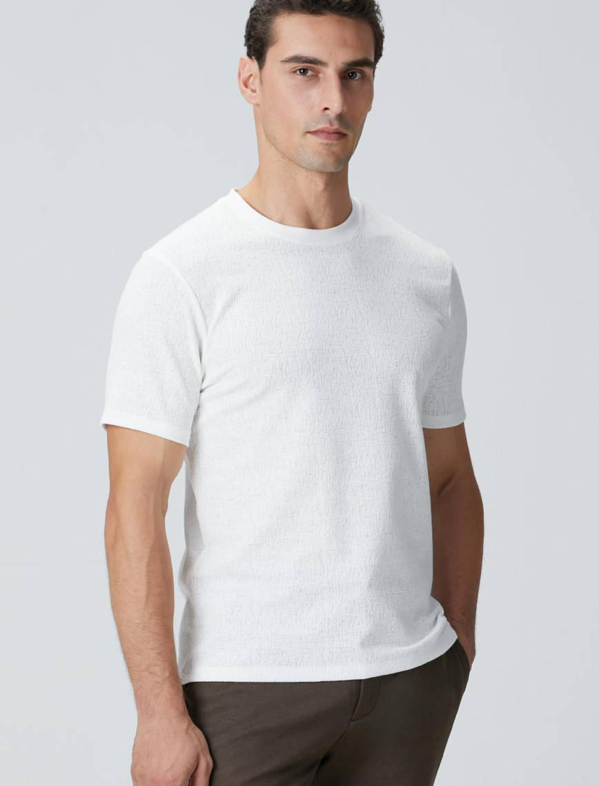 Network Erkek Kırık Beyaz Bisiklet Yaka Jakarlı T-shirt Network Erkek Kırık Beyaz Bisiklet Yaka Jakarlı T-shirt