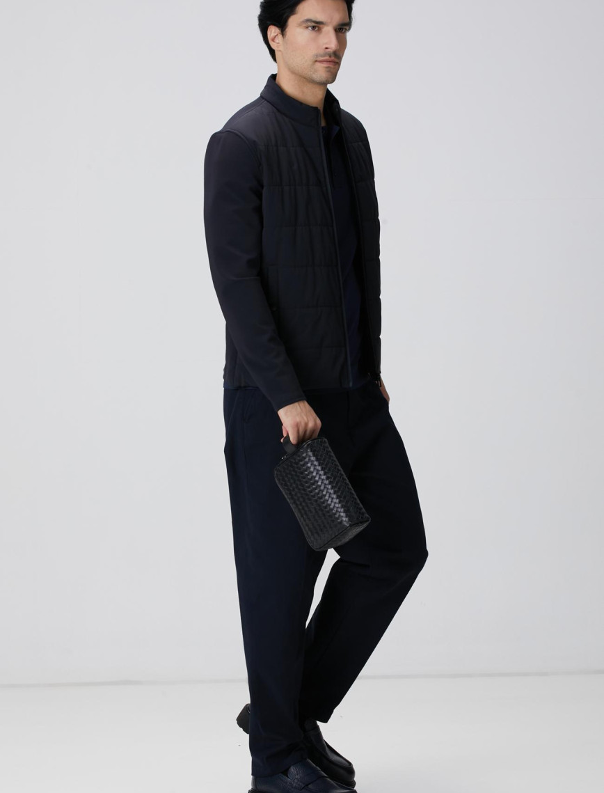 Network Erkek Siyah Deri Kozmetik Çantası Network Erkek Siyah Deri Kozmetik Çantası