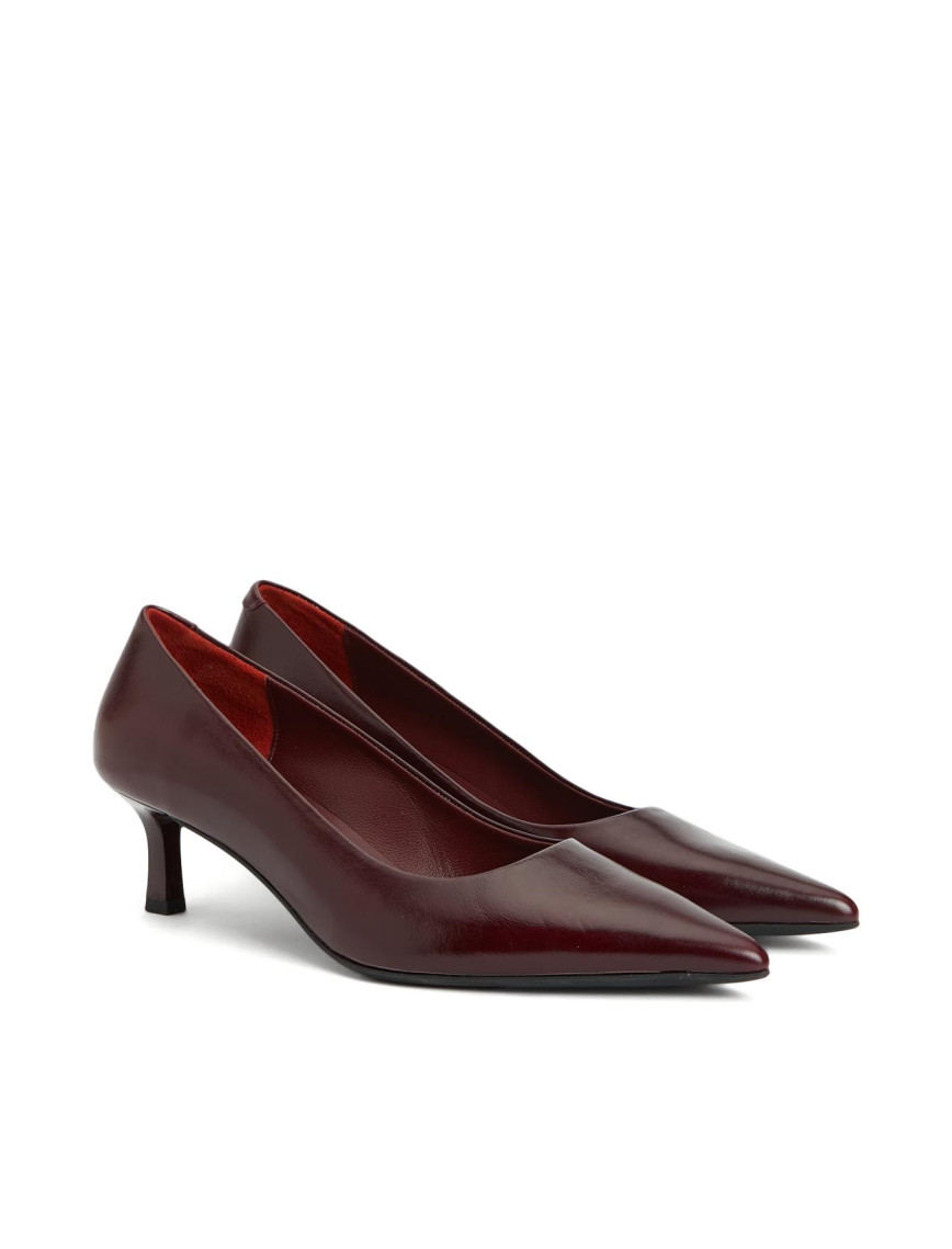 Divarese Kadın Bordo Deri Topuklu Ayakkabı Divarese Kadın Bordo Deri Topuklu Ayakkabı