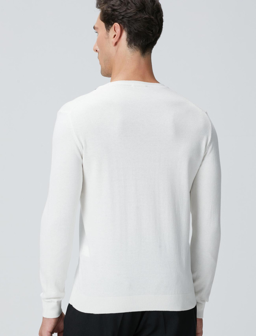 Network Erkek Kırık Beyaz Basic Kazak Network Erkek Kırık Beyaz Basic Kazak