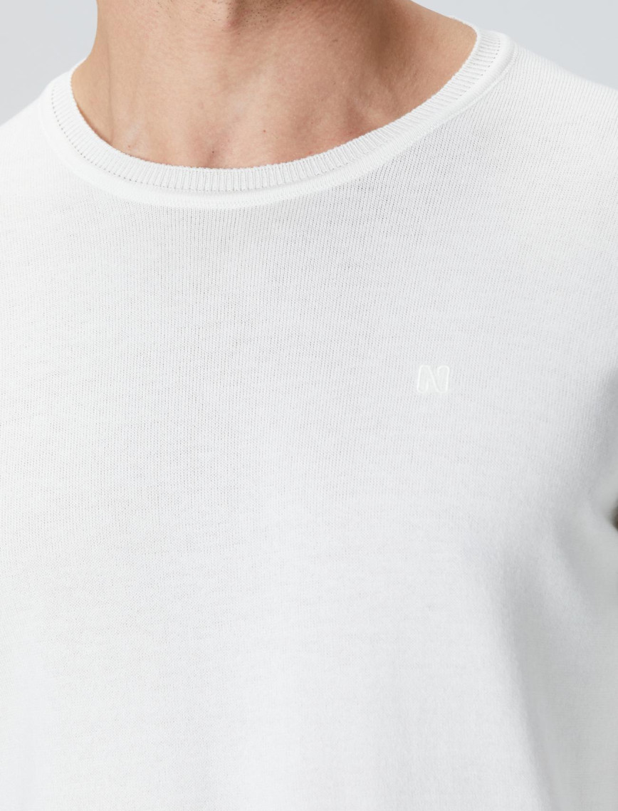 Network Erkek Kırık Beyaz Basic Kazak Network Erkek Kırık Beyaz Basic Kazak