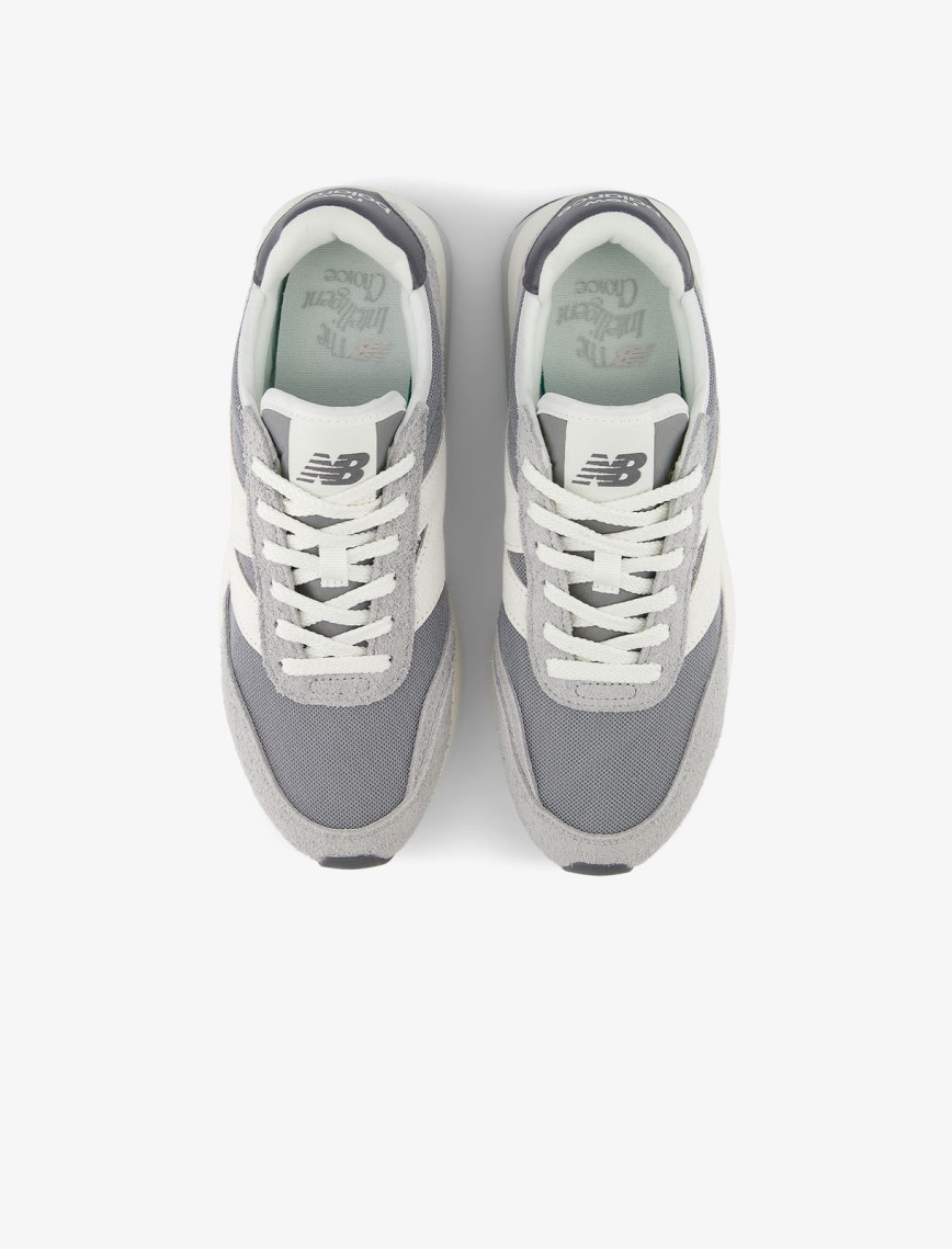New Balance 370 Lifestyle Kadın Gri Spor Ayakkabı New Balance 370 Lifestyle Kadın Gri Spor Ayakkabı