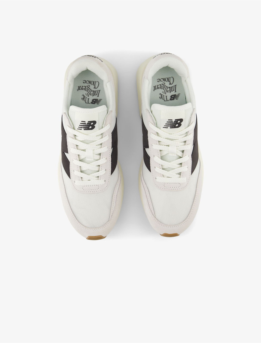 New Balance 370 Lifestyle Kadın Beyaz Spor Ayakkabı New Balance 370 Lifestyle Kadın Beyaz Spor Ayakkabı