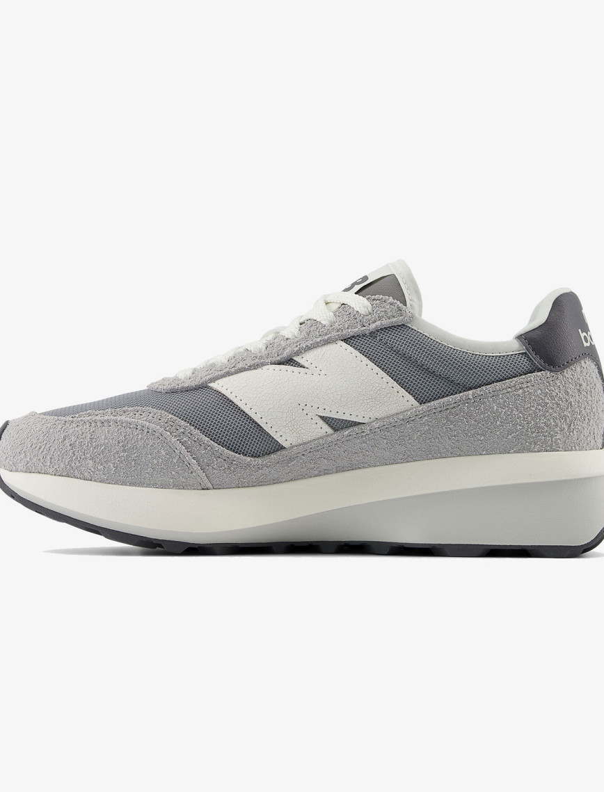 New Balance 370 Lifestyle Kadın Gri Spor Ayakkabı New Balance 370 Lifestyle Kadın Gri Spor Ayakkabı