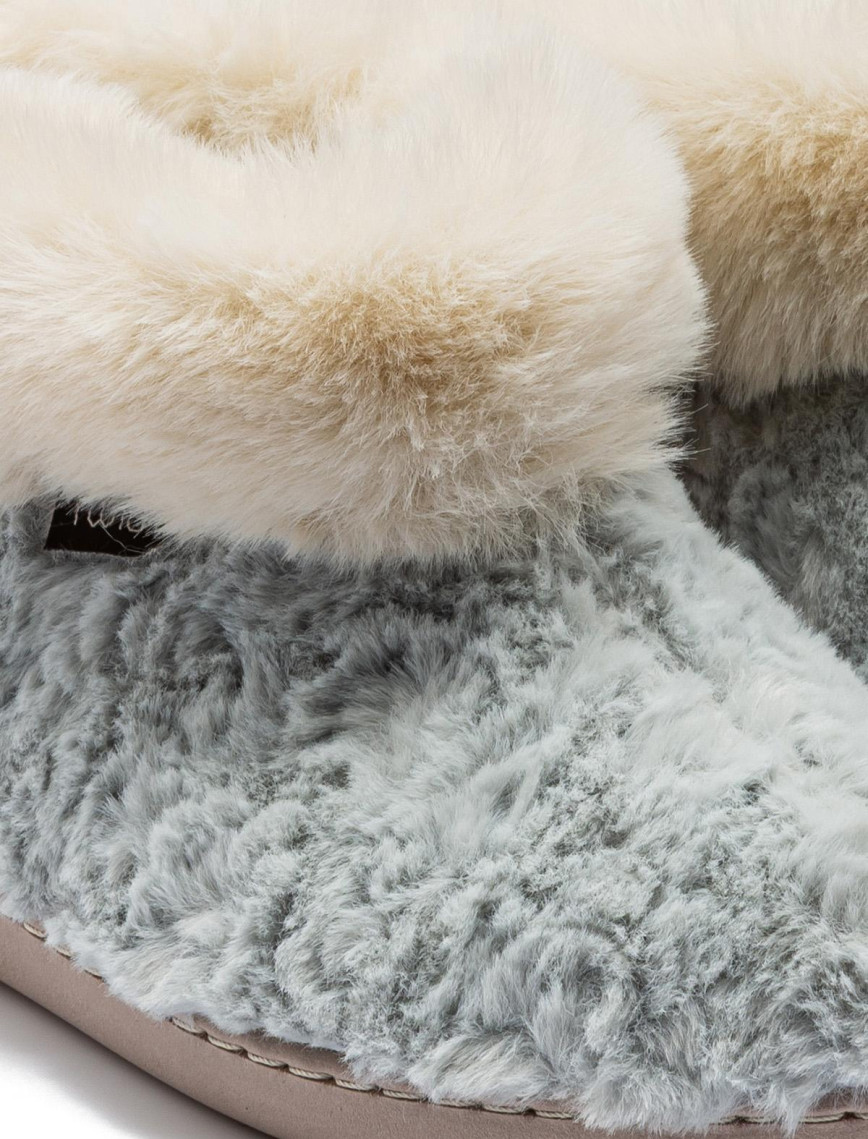 Emily Kadın Kürklü Ev Botu Mavi 37/41 Emily Kadın Kürklü Ev Botu Mavi 37/41