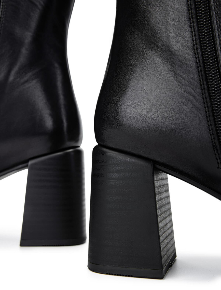 Tamer Tanca Kadın Hakiki Deri Siyah Deri Topuklu Çizme Tamer Tanca Kadın Hakiki Deri Siyah Deri Topuklu Çizme