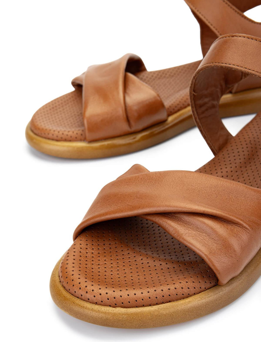 Tamer Tanca Kadın Hakiki Deri Taba Düz Sandalet