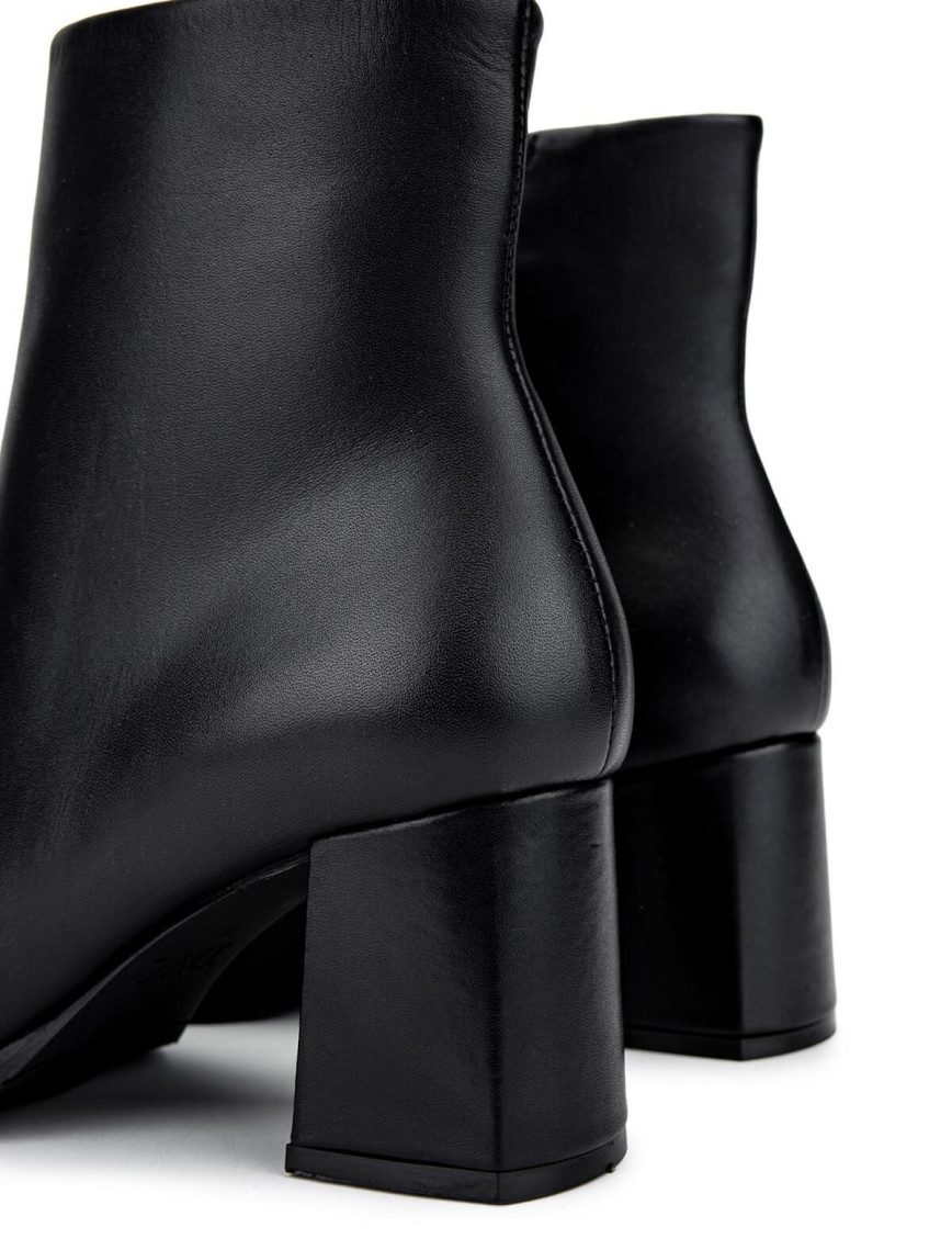 Tamer Tanca Kadın Hakiki Deri Siyah Topuklu Bot Tamer Tanca Kadın Hakiki Deri Siyah Topuklu Bot