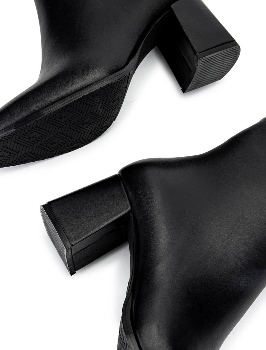 Tamer Tanca Kadın Hakiki Deri Siyah Topuklu Bot Tamer Tanca Kadın Hakiki Deri Siyah Topuklu Bot