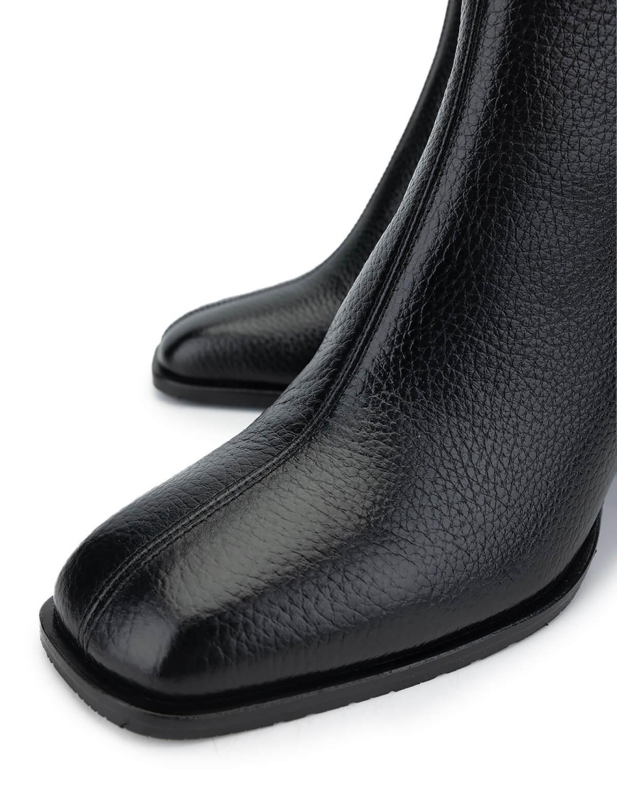 Tamer Tanca Kadın Hakiki Deri Siyah Floter Topuklu Bot Tamer Tanca Kadın Hakiki Deri Siyah Floter Topuklu Bot