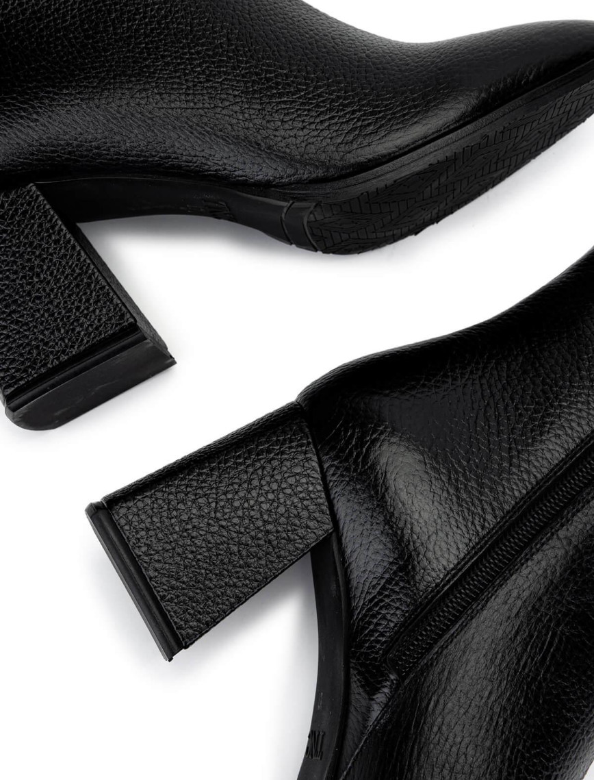 Tamer Tanca Kadın Hakiki Deri Siyah Floter Topuklu Bot Tamer Tanca Kadın Hakiki Deri Siyah Floter Topuklu Bot