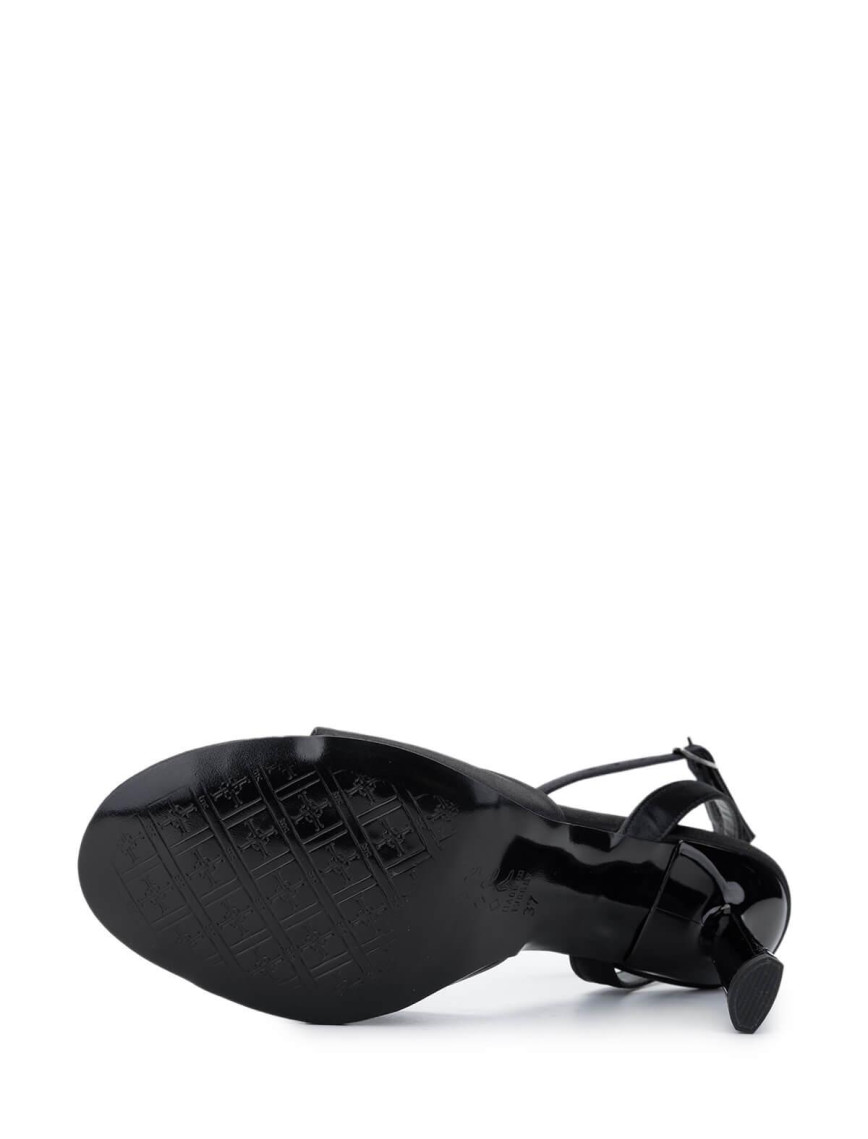 Tamer Tanca Kadın Vegan Siyah Saten Topuklu Ayakkabı Tamer Tanca Kadın Vegan Siyah Saten Topuklu Ayakkabı