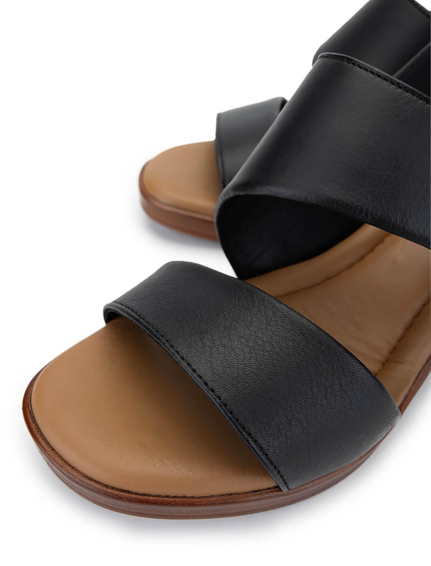 Tamer Tanca Kadın Hakiki Deri Siyah Deri Topuklu Sandalet