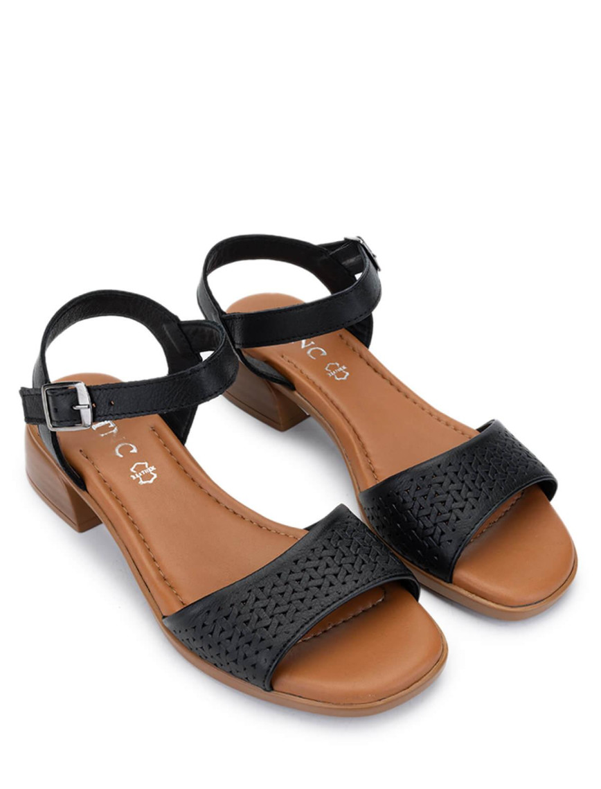 Tamer Tanca Kadın Hakiki Deri Siyah Deri Topuklu Sandalet Tamer Tanca Kadın Hakiki Deri Siyah Deri Topuklu Sandalet
