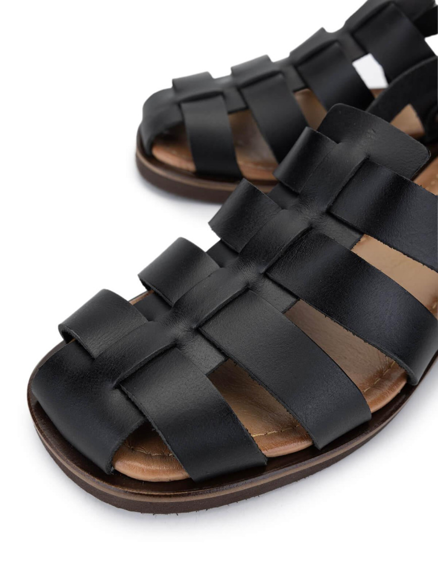 Tamer Tanca Kadın Hakiki Deri Siyah Deri Düz Sandalet Tamer Tanca Kadın Hakiki Deri Siyah Deri Düz Sandalet