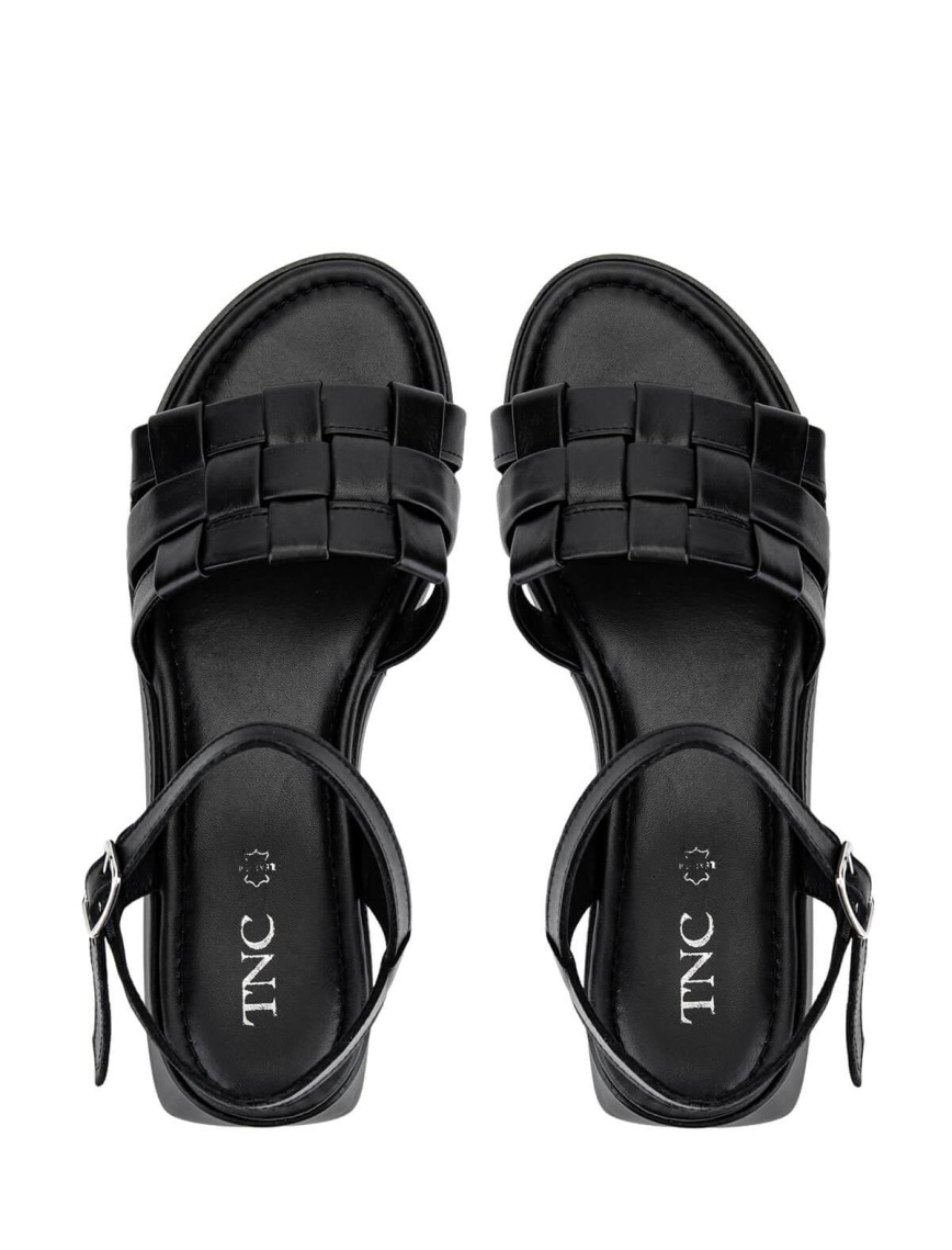 Tamer Tanca Kadın Hakiki Deri Siyah Deri Düz Sandalet Tamer Tanca Kadın Hakiki Deri Siyah Deri Düz Sandalet