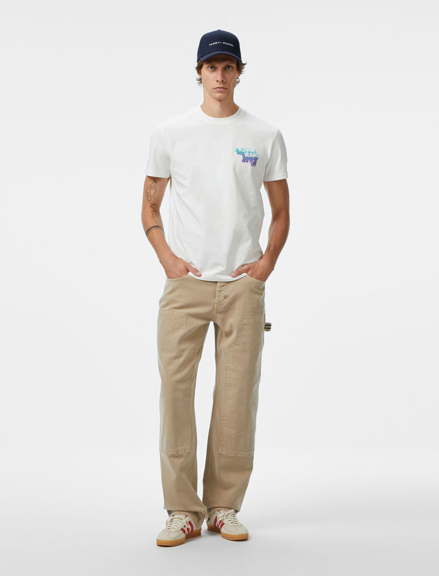Tommy Jeans Pamuklu Regular Fit Erkek Beyaz T-Shirt Tommy Jeans Pamuklu Regular Fit Erkek Beyaz T-Shirt