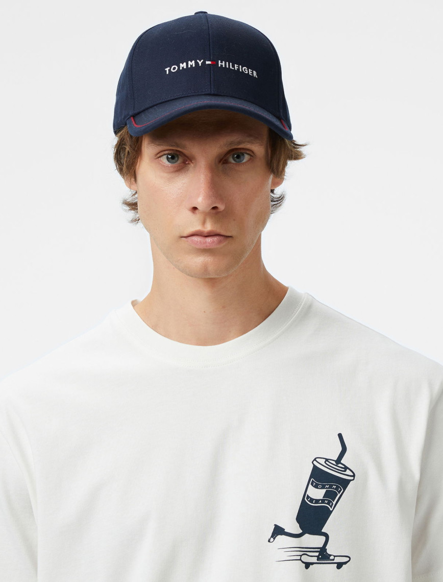 Tommy Hilfiger Back Logo Erkek Beyaz T-Shirt Tommy Hilfiger Back Logo Erkek Beyaz T-Shirt